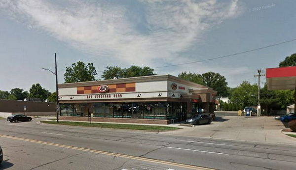 A&W Restaurant - Lincoln Park - 3860 Dix Hwy
